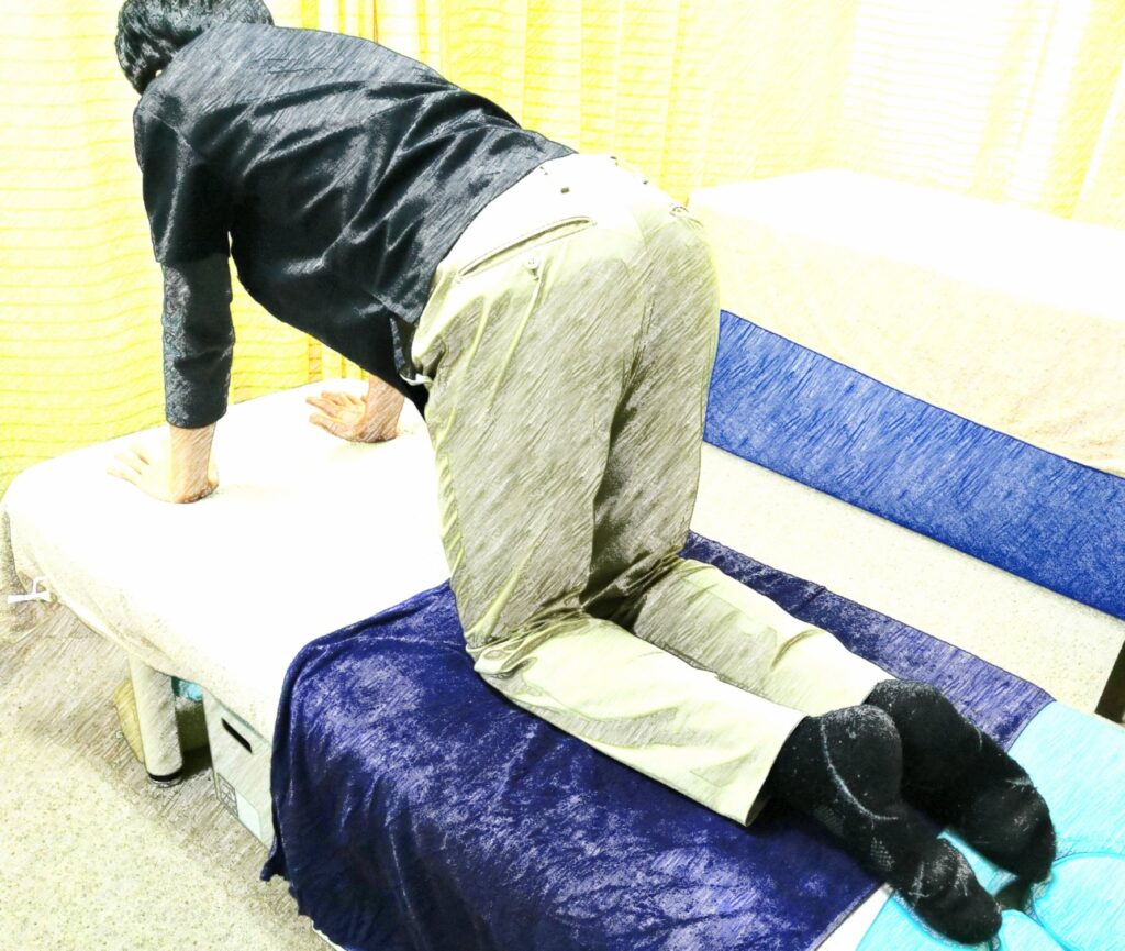 お尻ストレッチ写真